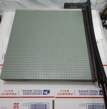 Premier Guillotine Paper Cutter Trimmer 19" x 19" Q97M 