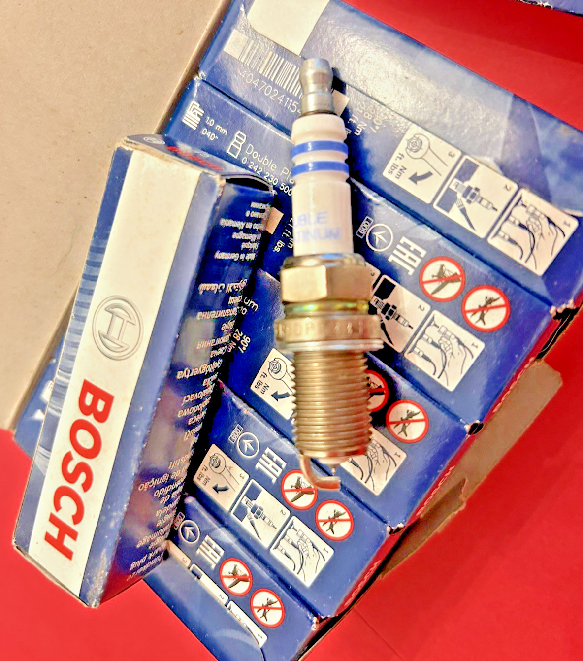 Mercedes Spark Plug-OE/Specialty Bosch FR8DPP33 12 Spark Plugs - New 