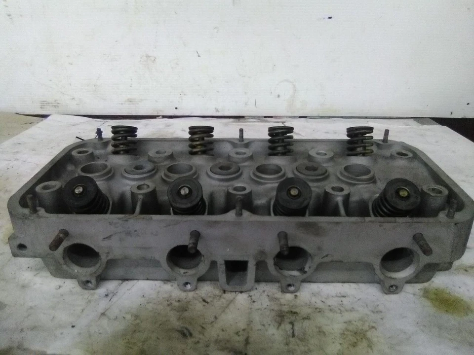 77-79 Toyota Corolla Cylinder Head 1600 2TC Engine - Image 2 of 3