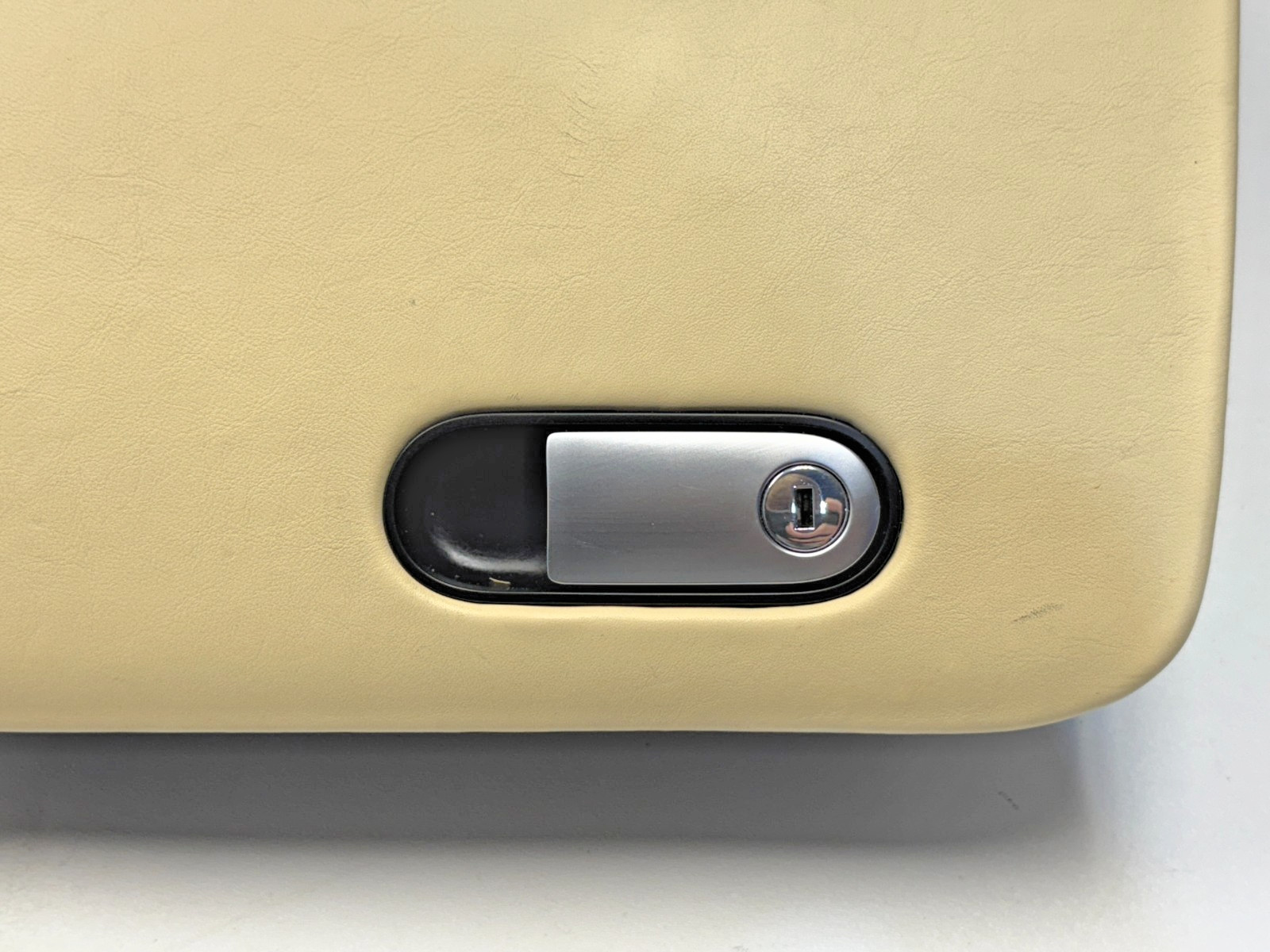 06-12 Bentley Continental Flying Spur Dash Dashboard Glove Box Beige PO43