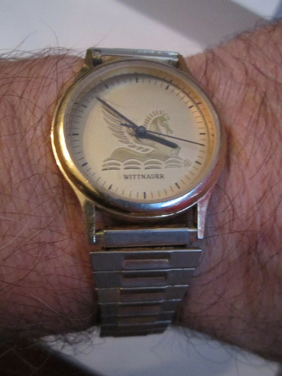 VINTAGE WITTNAUER QUARTZ WATCH PEGASUS DESIGN FACE BBA 36