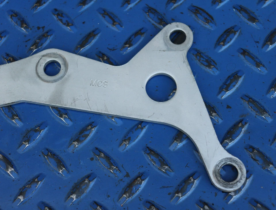 Chevrolet Corvette C4 1991-1996 suspensión de escape del lado del pasajero delantero OEM Foto 3 de 4