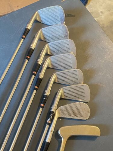 Vintage Wilson Golf Clubs X31 Iron Set 5-PW + 3 IRON + PUTTER LADIES Right Hand - Picture 4 of 8