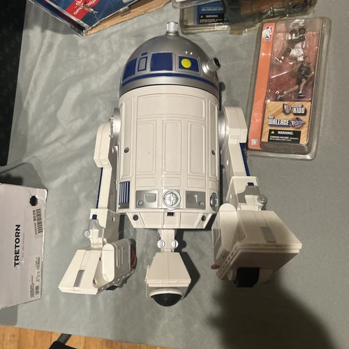 Star Wars Industrial Automation R2-D2 Fully Operational Droid Hasbro Y02 NEW