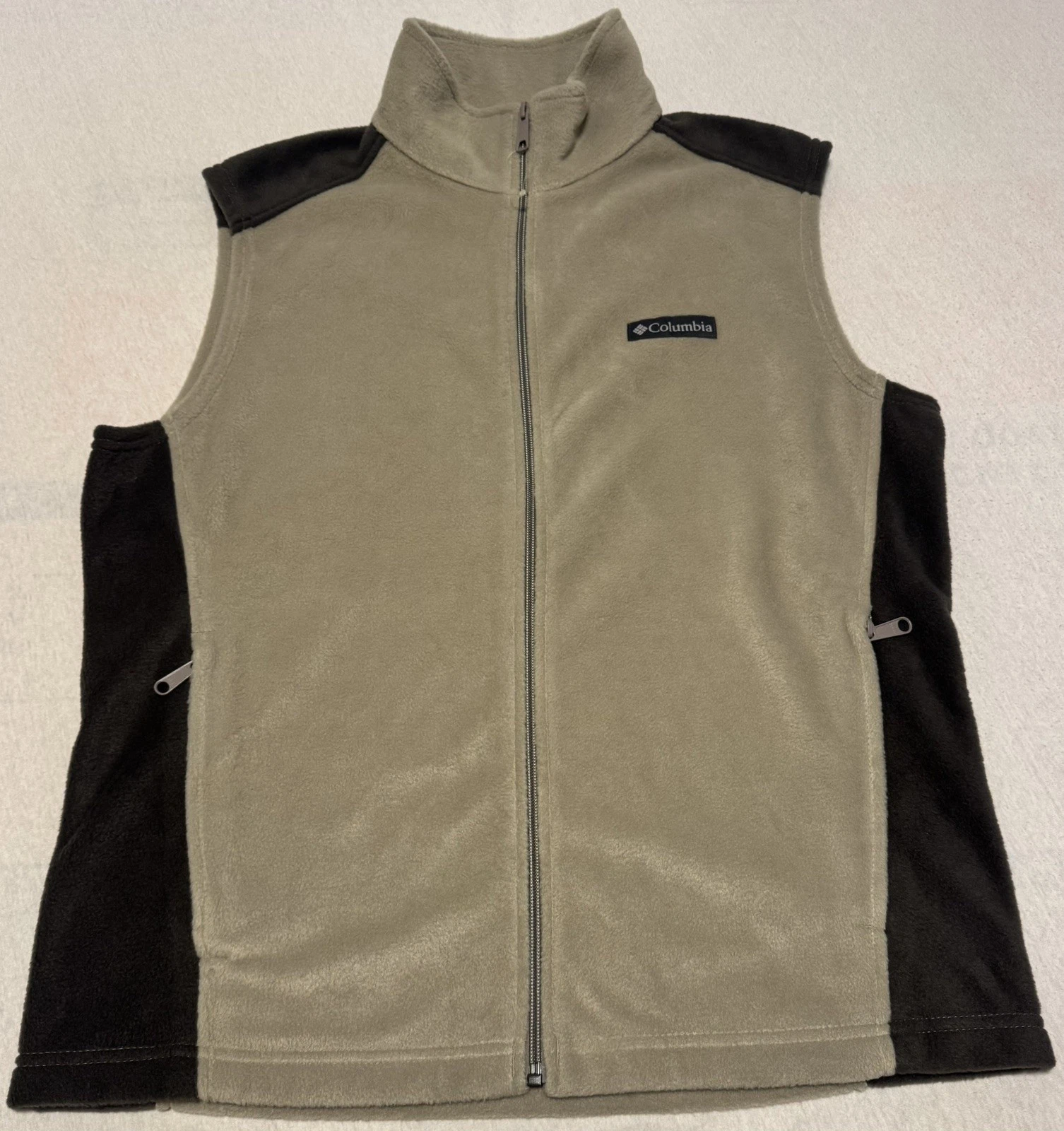 Columbia Men’s Fleece Vest Size Medium Beige White Outdoor Work Casual Hiking