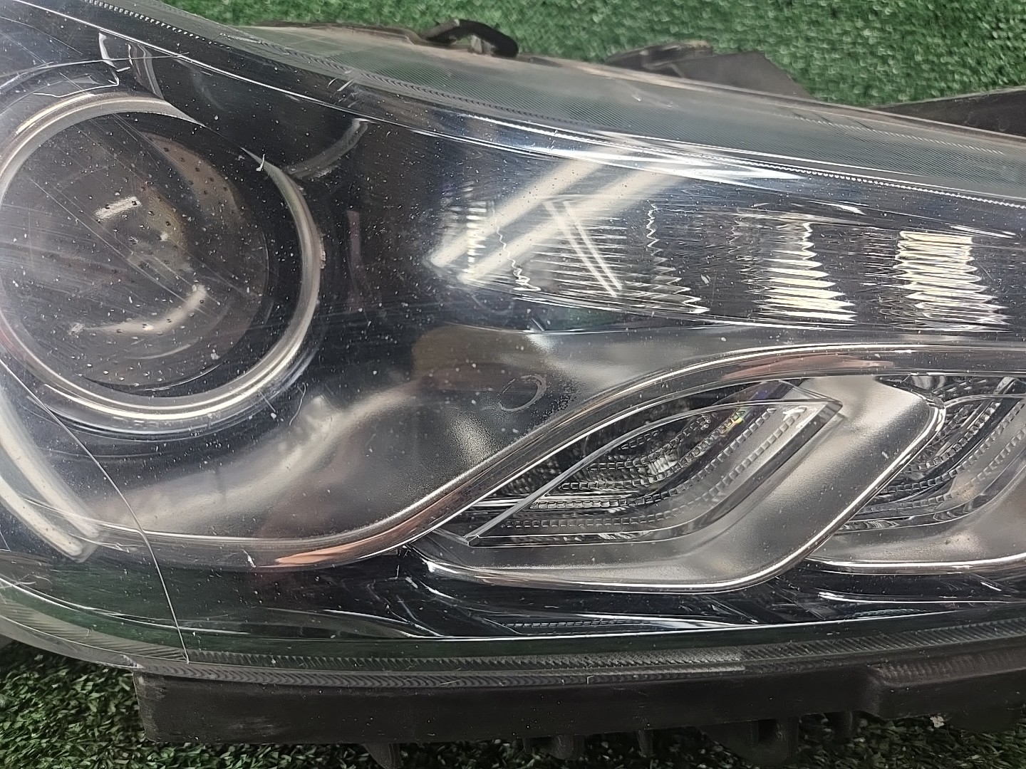 2014-2020 Maserati Ghibli Right Passenger Side Xenon Adaptive Headlight OEM
