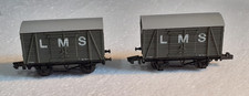 GRAHAM FARISH N GAUGE - TWO 10T FREIGHT VANS 7126 - L.M.S. GREY