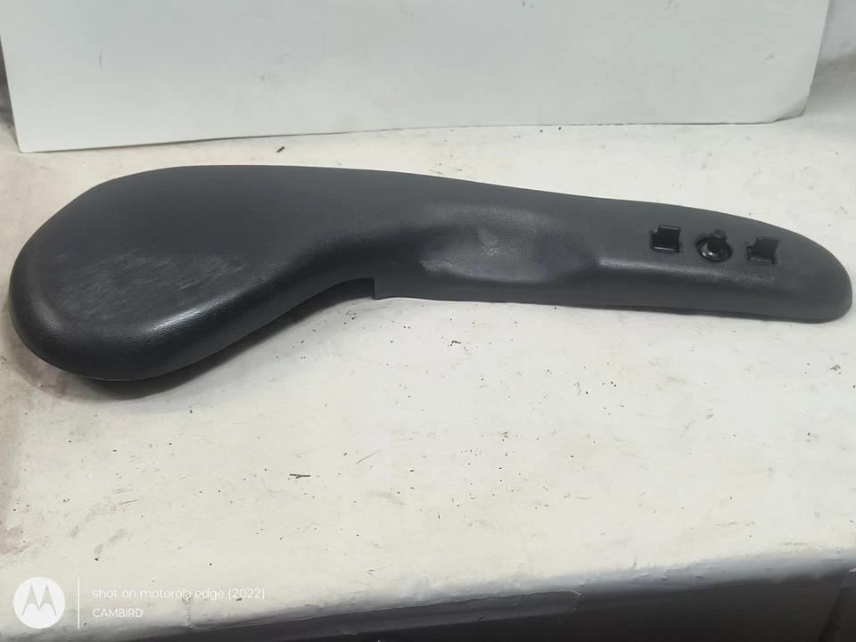 97-02 CAMARO Z28 SS RS FIREBIRD Interruptor de Asiento Izquierdo LH POWER Bisel Gris Lado del Conductor Foto 4 de 4