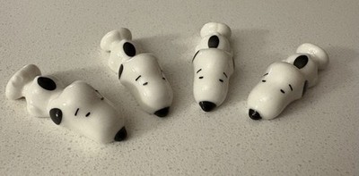 ( Set Of 4) Peanuts Snoopy Chopstick Holders