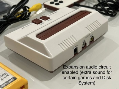 Cyber Gadget FAMULATOR - Nintendo Famicom clone console - Japan