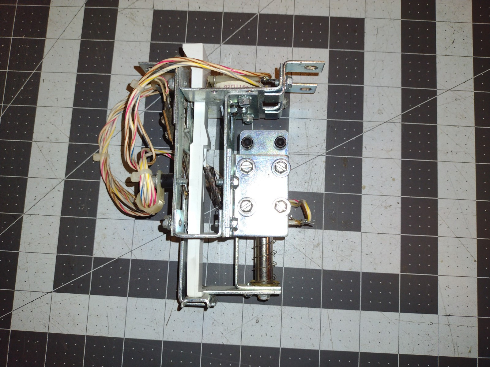 Gottlieb Pinball Single Drop Target Bank