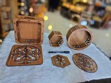 Wooden sweets are beautifully presented at home in large and small sizes