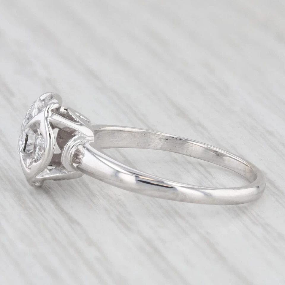 Vintage 0.85ctw Round Diamond Cluster Engagement Ring 14k White Gold Size 8.25 - Image 3 of 4