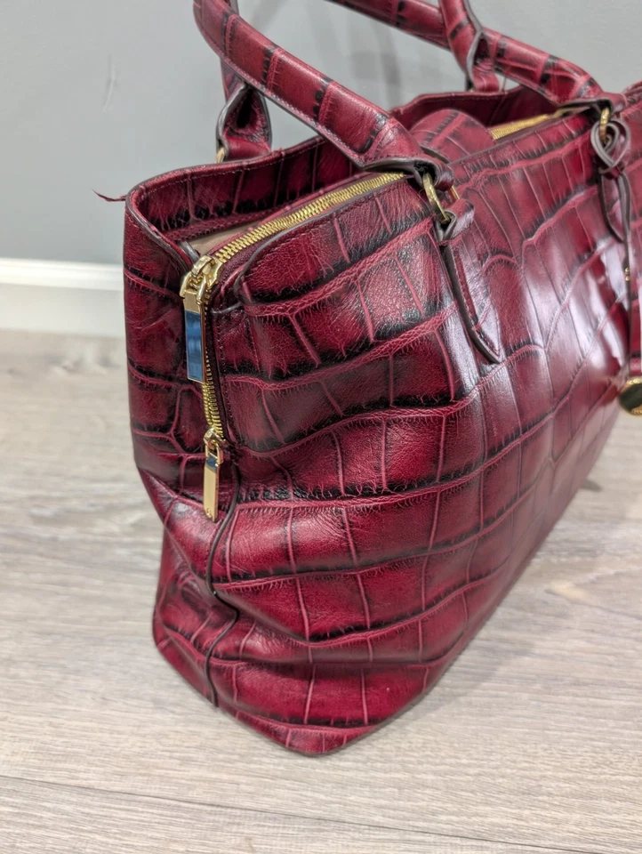 G.I.L.I. Red Leather Ex Large Tote Croco Embossed Satchel Handbag Tassel Purse - Image 3 of 4