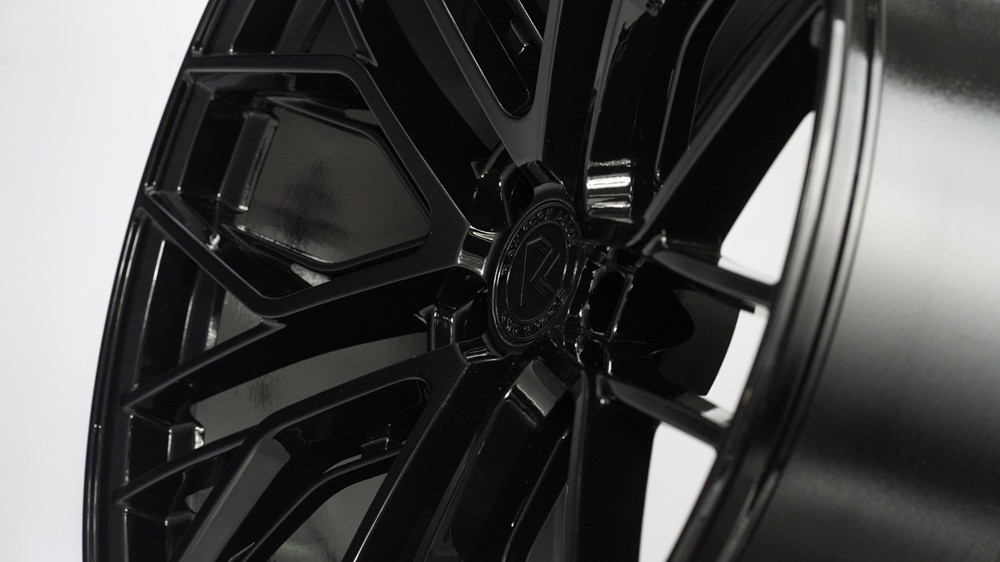 RF1 20x10.5 Gloss Black Rim fits Rolls-Royce Ghost 2010