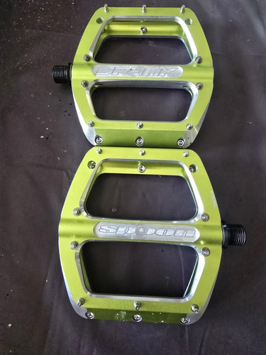 SPANK SPOON GREEN PEDALS FOR BIKE BICYCLE  - Afbeelding 1 van 6