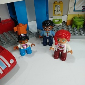 Retired 2017 LEGO Duplo My Town Family House #10835 Loose Complete