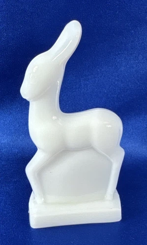 Vintage Fostoria #2589 Deer Figurine in Milk Glass