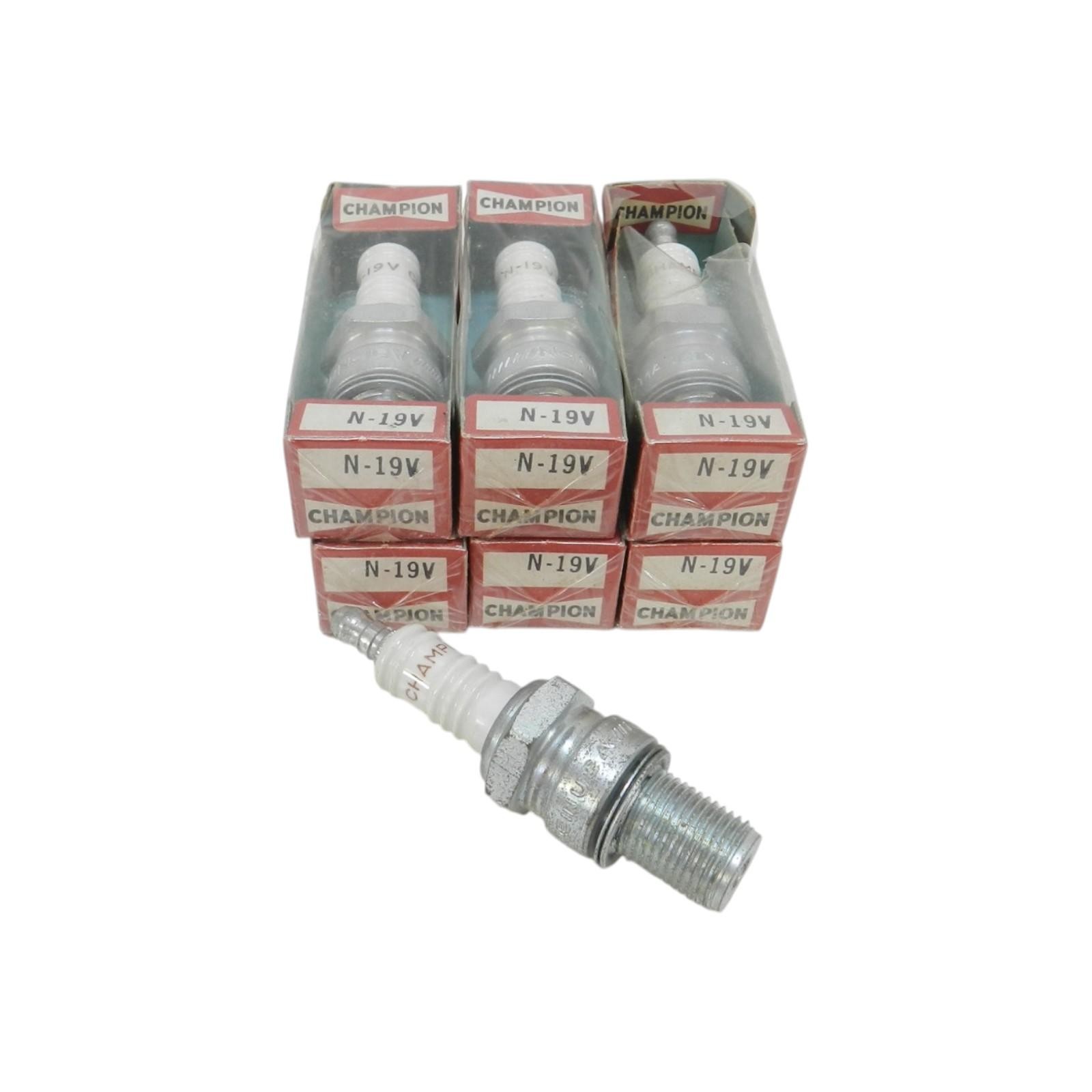 CHAMPION MARINE BOAT ENGINE SURFACE GAP SPARK PLUGS MERCRUISER SET OF 7 N19V