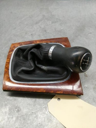 Pomo de palanca de cambios AUDI A3 2 SPORTBACK PHASE 2 1K0711050A - Imagen 3 de 3