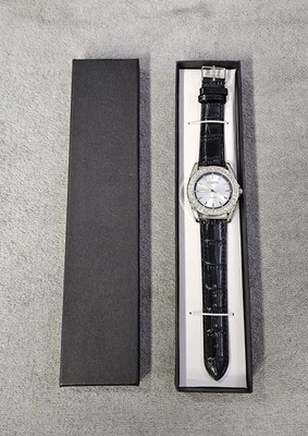 Manhattan by Croton Crystal Wrist Watch Blue Leather Band  display picture 3