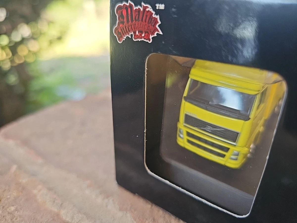 Volvo 1:87 Scale Diecast Trucks Just Listed 2026
