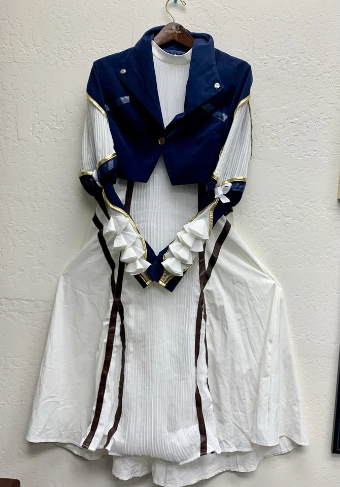 Vestido y chaqueta cosplay violeta Evergarden solo talla 3x Foto 2 de 4