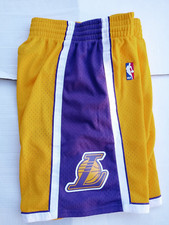 LA Lakers Mitchell  Ness Swingman Gold Shorts Men  s Size M 2009