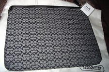 NWT COACH BLACK GRAY MINI SIGNATURE PADDED 10 X 8 TABLET CASE SLEEVE 61992
