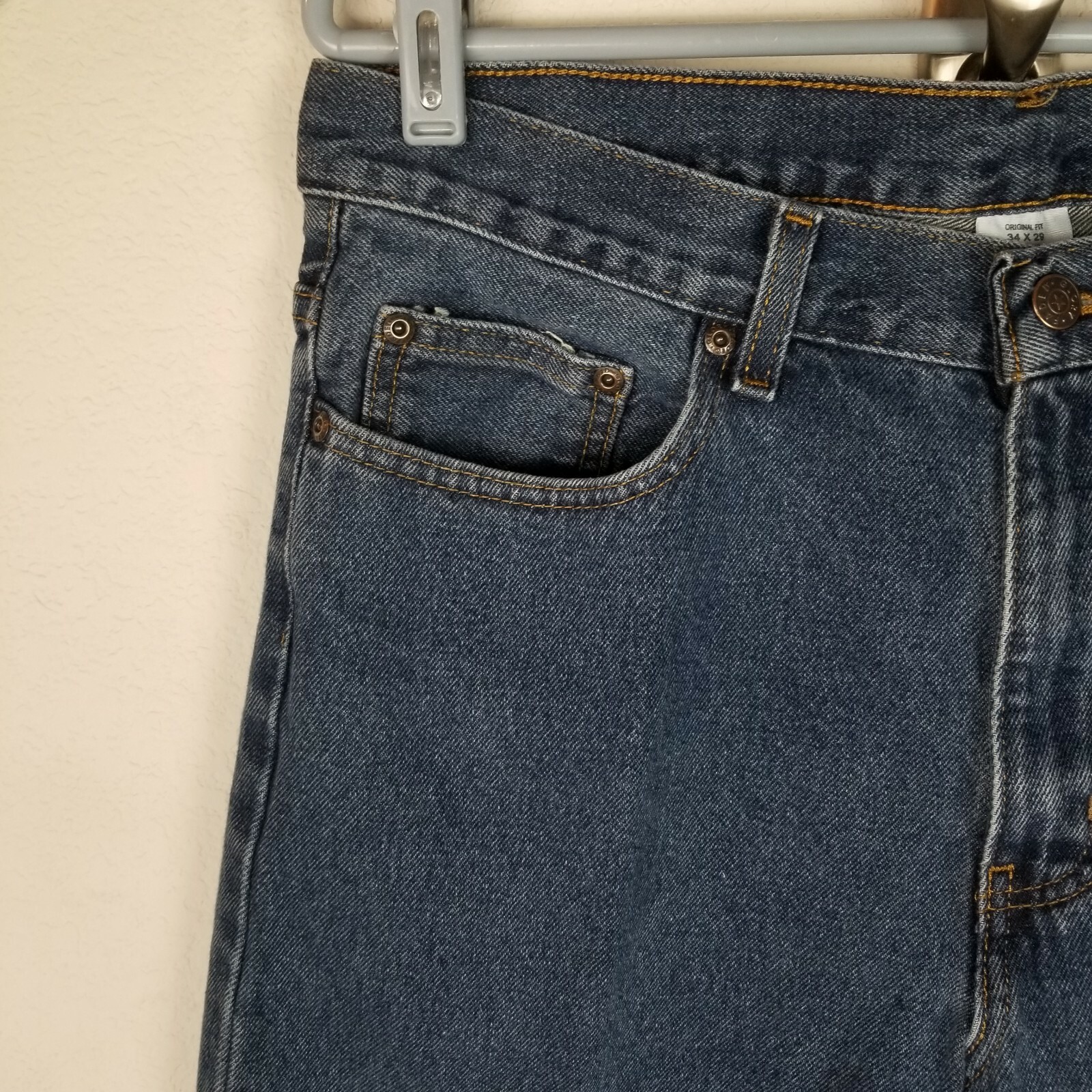 Picture 3 of 11