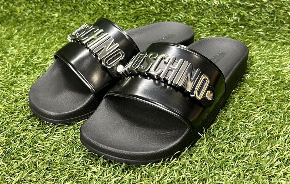 Size 10 Men\'s Moschino Couture Pool Slides Pvc Silver Lettering Black *WORN ONCE Mens 45 US 12 Moschino Couture METAL LOGO Pool Slides Pvc  main image 4