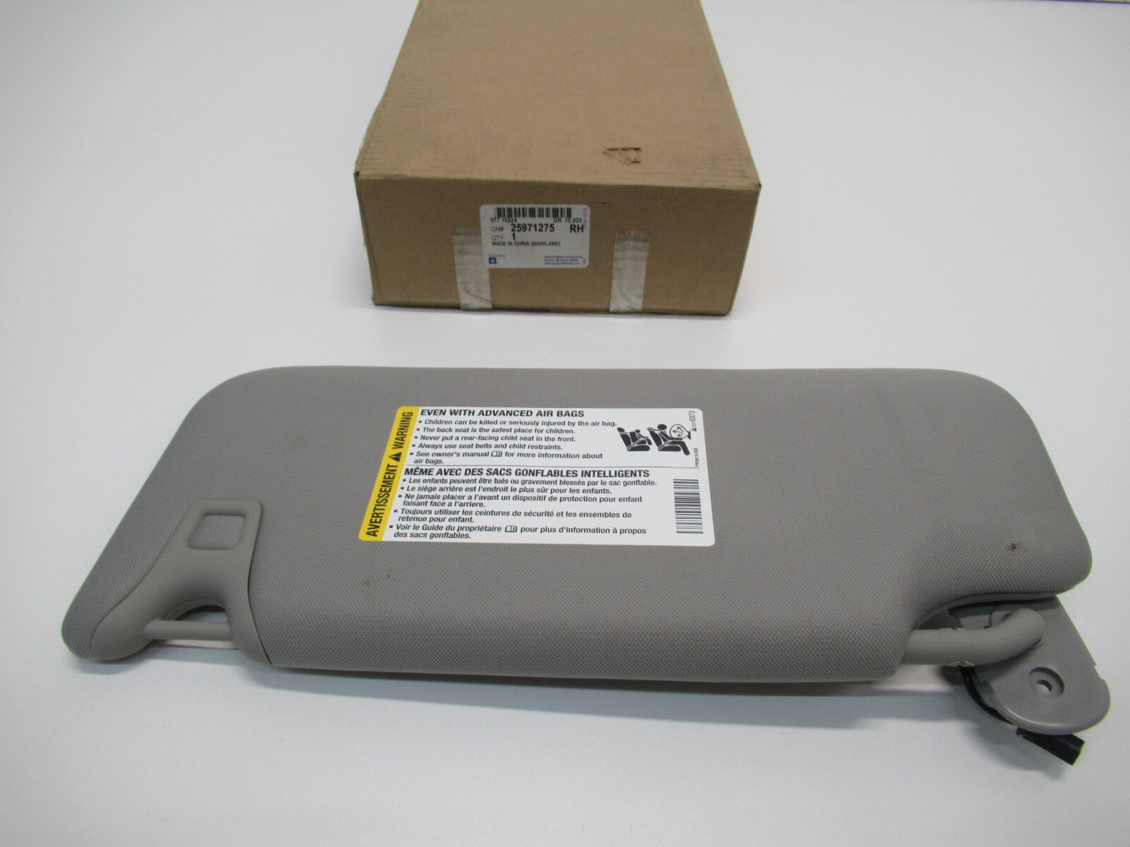 OEM GM Interior Passenger Side Sun Visor Shade Pontiac G6 25971275  