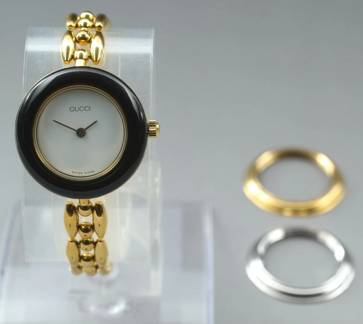 [Presque comme neuf] Montre pour femme Gucci 3set lunette à changer 11/12,2 lunette noire dorée Qz
