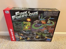 Auto World AW Fink & Furry-ous Slot Car Racing Track Set New in Box