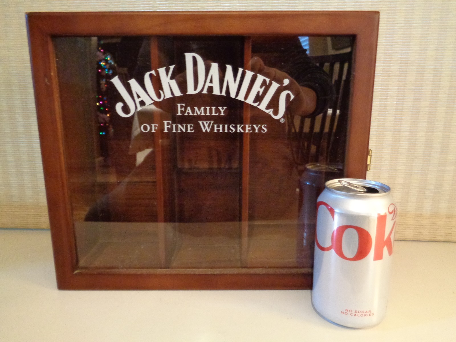 Jack Daniels Family of Fine Whiskeys Wooden 3 Bottle Display Case 12"