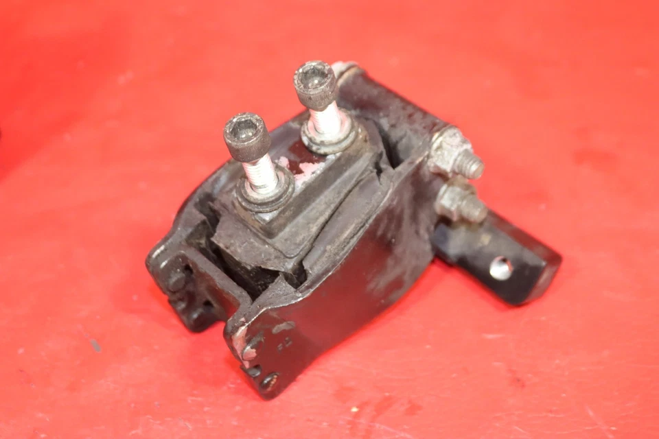 Harley-Davidson Dyna Low Rider 2007 FXDL OEM motor montaje soportes de retención Foto 4 de 4