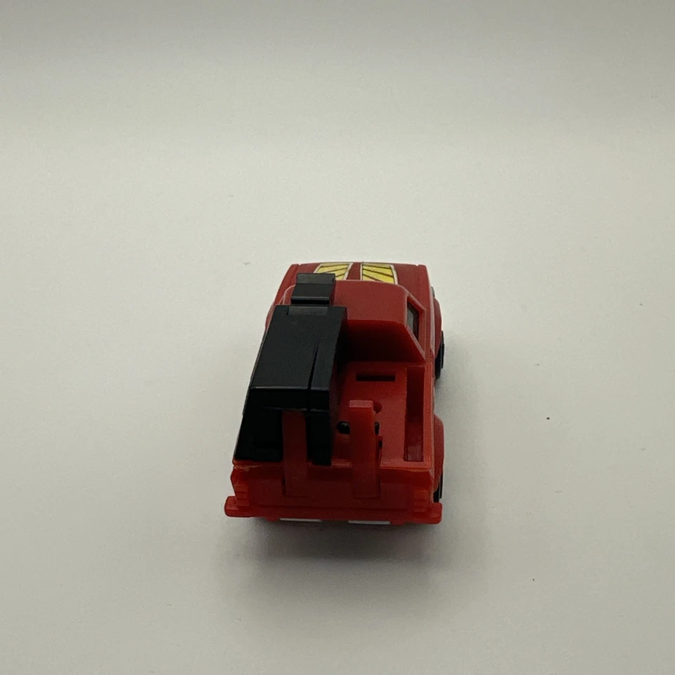 Zybots:老式探险家皮卡车带完整露营车缺失零件 — 第 4/4 张图片