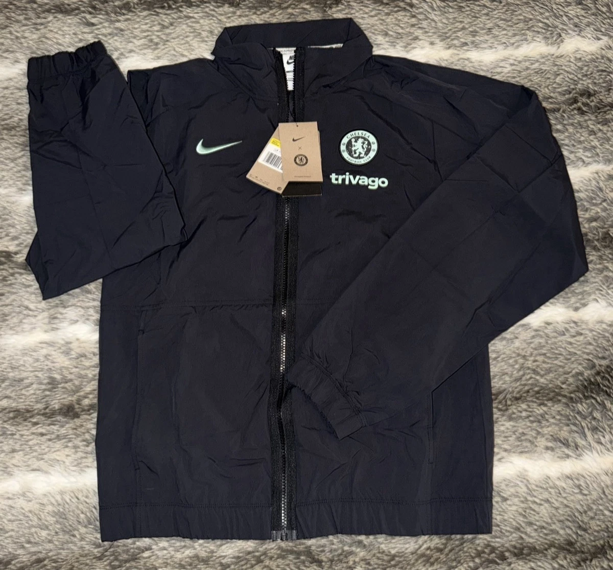 Nike NIKE FC フィールドジャケット　M Nike Sportswear Club Primaloft Puffer Jacket Fir Green Sz Medium