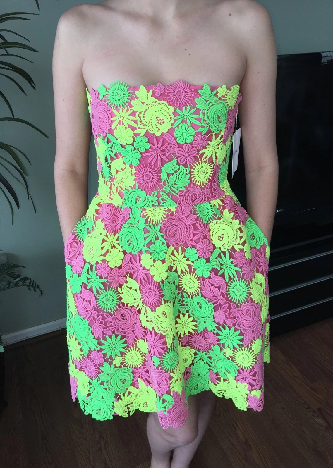 Abito vestito sexy cocktail pizzo floreale nuovo VALENTINO Guipure taglia 38 2 4 $6.685