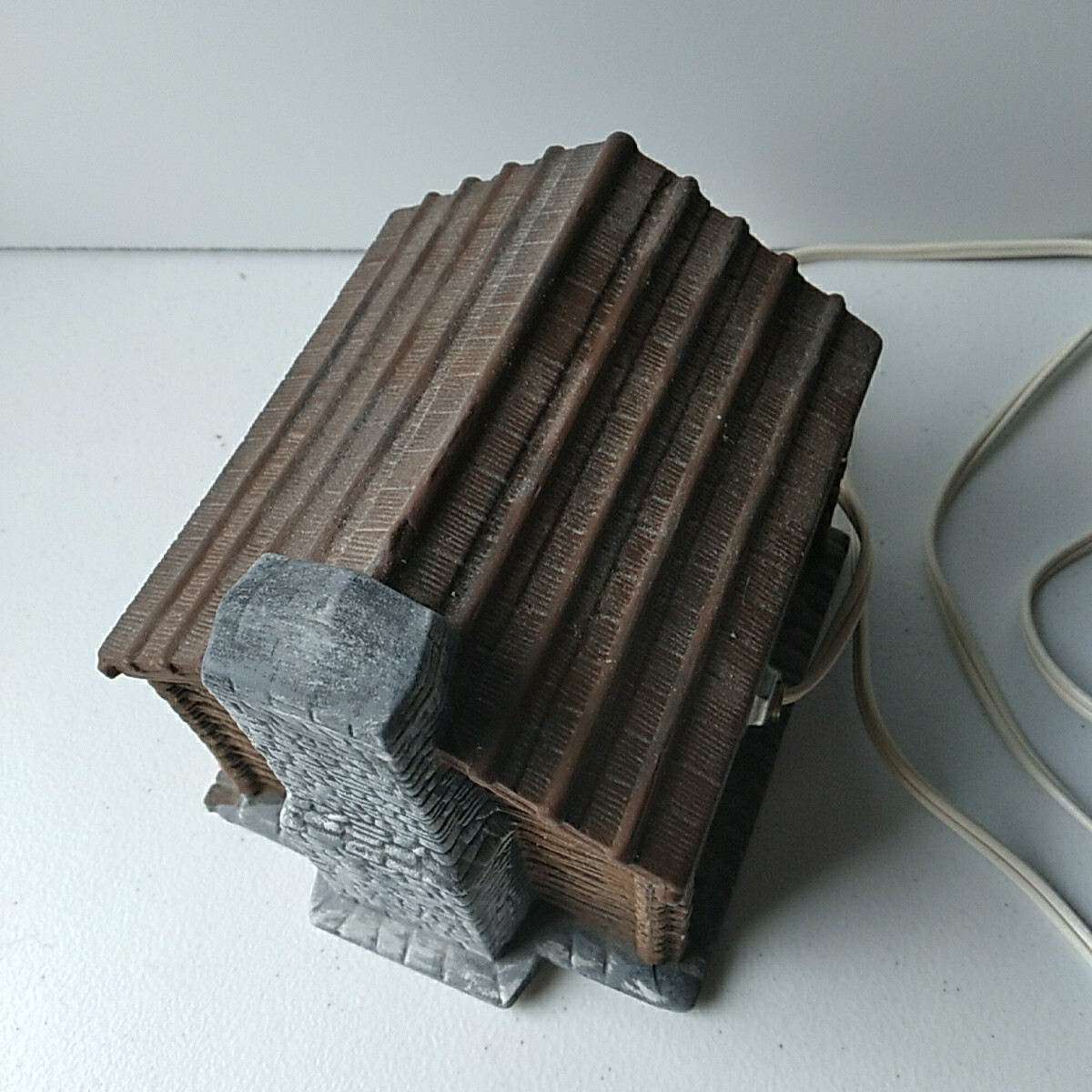 Vintage Byron Molds 1985 Ceramic Log Cabin House Village Family Rare Light Up 