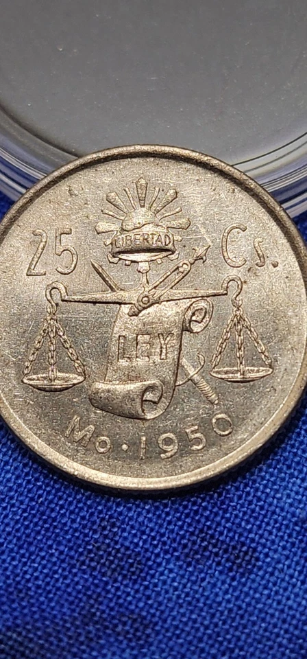 Moneda de plata de 25 centavos Libertad 1950' Cap & Ray Bascula México 1 Foto 3 de 4
