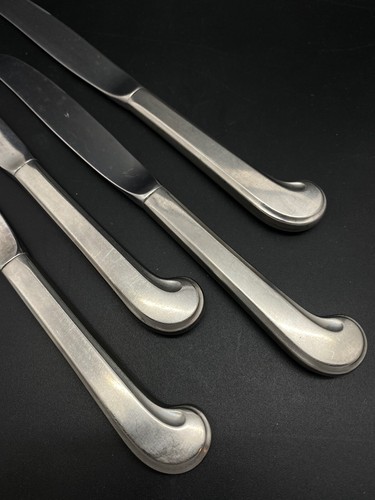 Coltelli da Pranzo Pistola Liberty Internazionale Cavi Inox 91/4”QUATTRO RF78 - Foto 1 di 2