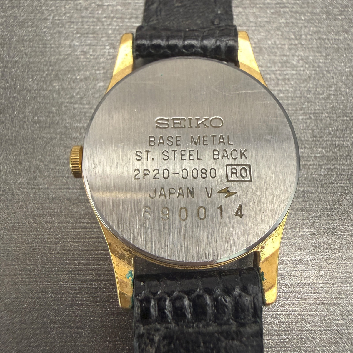 Seiko Watch Women 19mm Silver Dial Gold Tone Round 2P20-0080 