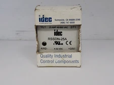 IDEC RSSDN-25A SOLID STATE RELAY PANEL MOUNT 25A 4-32V DC NIB
