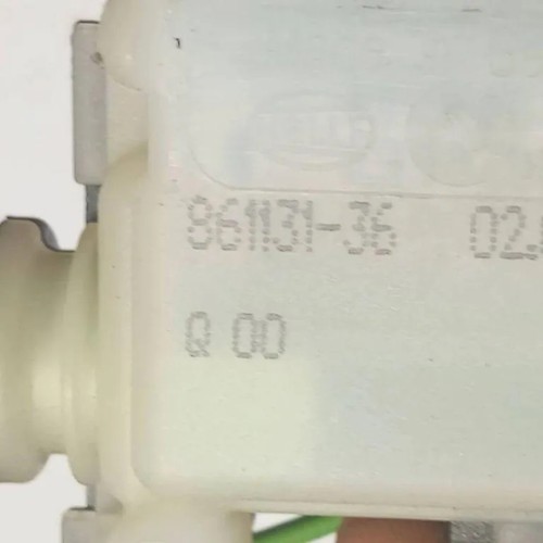 VOLVO V70 III BW Zentralverriegelungsmotor 86113136 2.00 Diesel 136kw 33125214