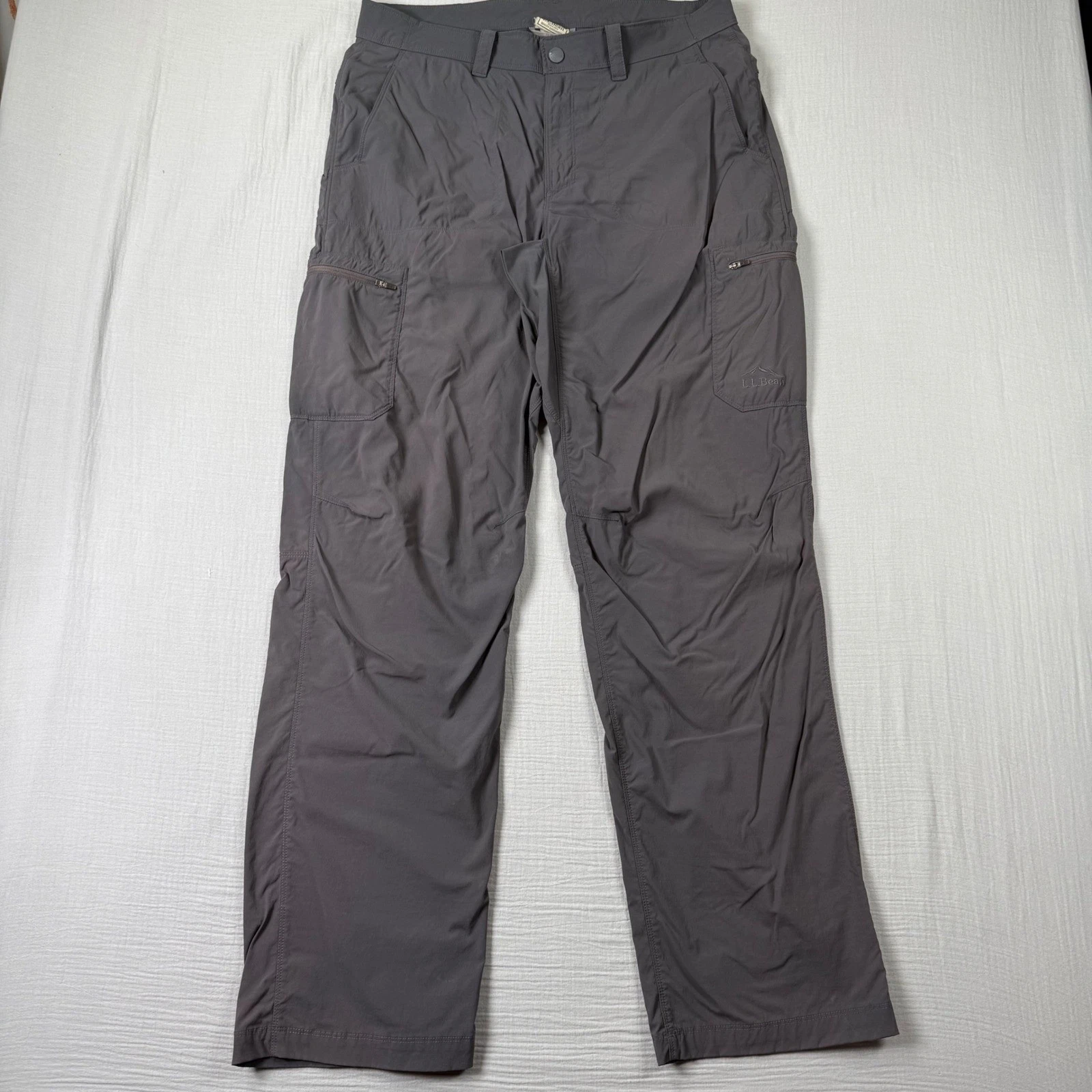 Y2k LL Bean Mens Cargo Pants 34x34 Gray Vista Trekking Gorpcore Hiking Outdoor
Opens in a new window