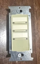 Douglas Lighting Controls WSR-8813 Ivory