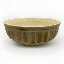 Cookson Cream Sponge Ribbed Bowl Ceramic CP Pottery USA 8306 Mid Century Vintage