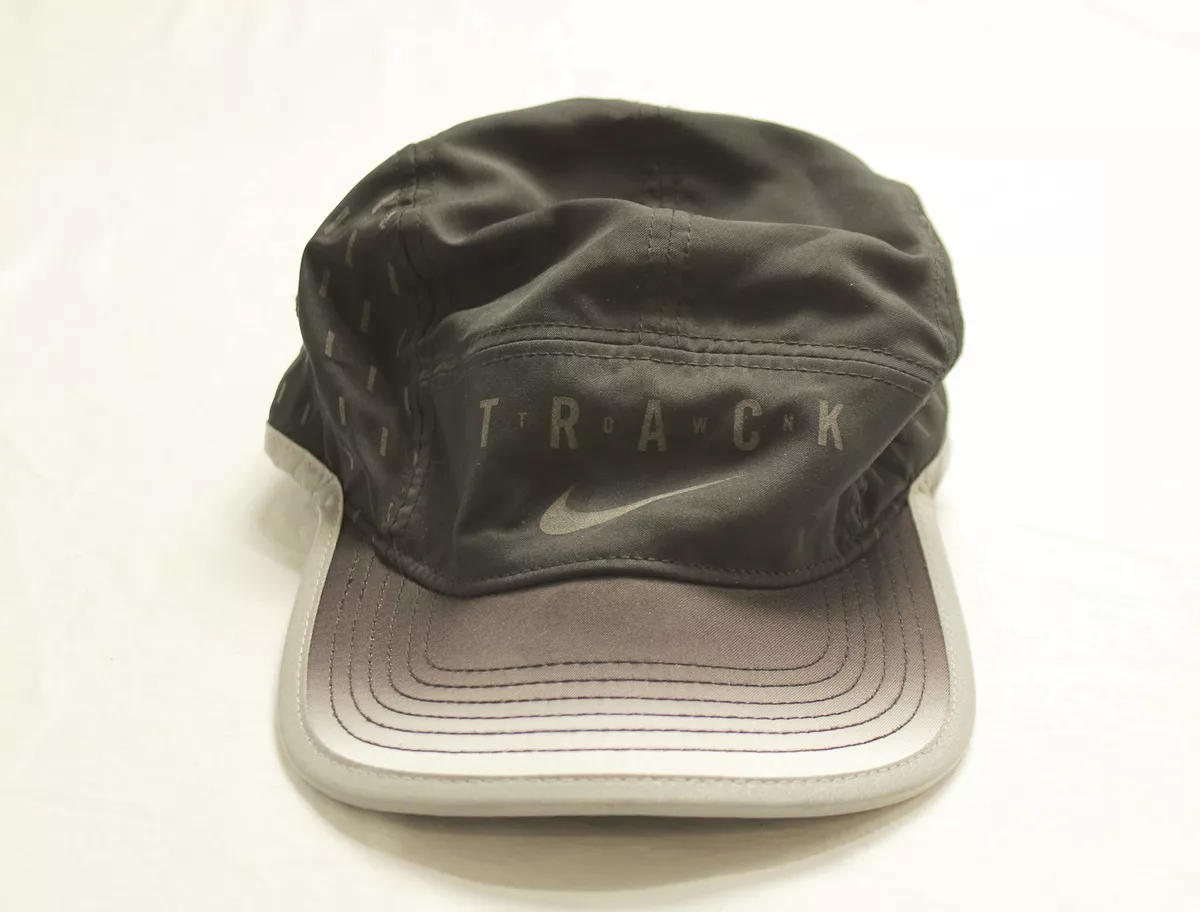 Nike track sales and field hat