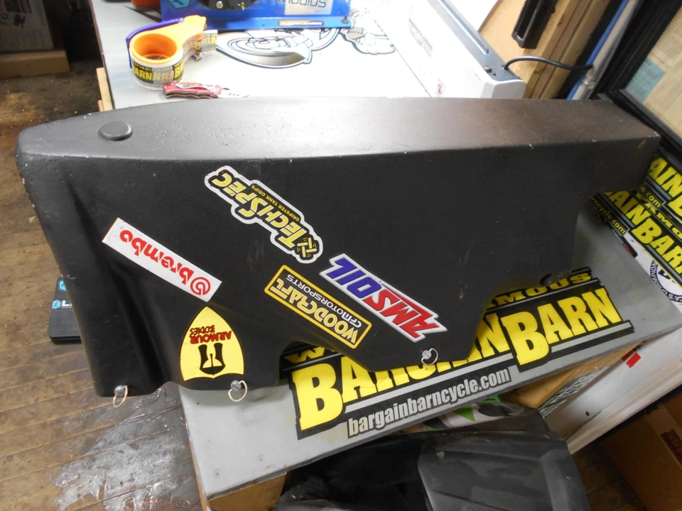 Juego de carenado de carreras de fibra de vidrio Kawasaki Ninja Zx10r 2011-15 kit superior e inferior Foto 3 de 4